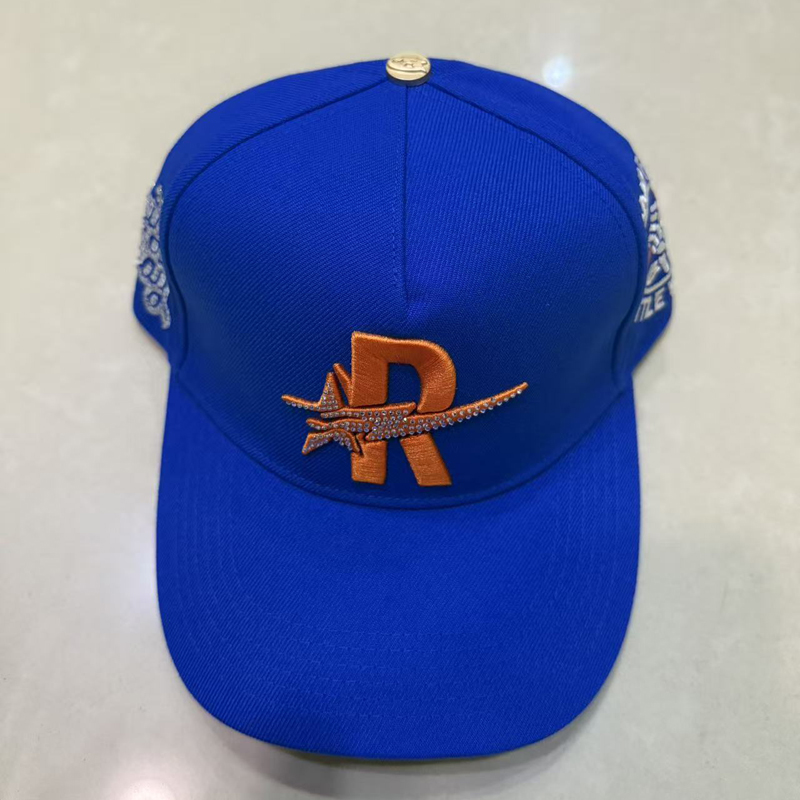 หมวกเบสบอลปรับได้สไตล์สตรีทแวร - Baseball Cap Fitted บทวิจารณ์และราคา