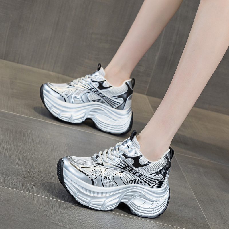 รองเท้าผ้าใบเสริมส้นสูง 8 ซม.  - Chunky Sneaker Platform บทวิจารณ์และราคา