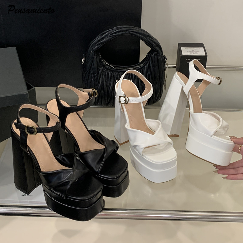 สไตล์ดาวแฟชั่นคู่แพลตฟอร์มWedg - Chunky Sneaker Platform บทวิจารณ์และราคา